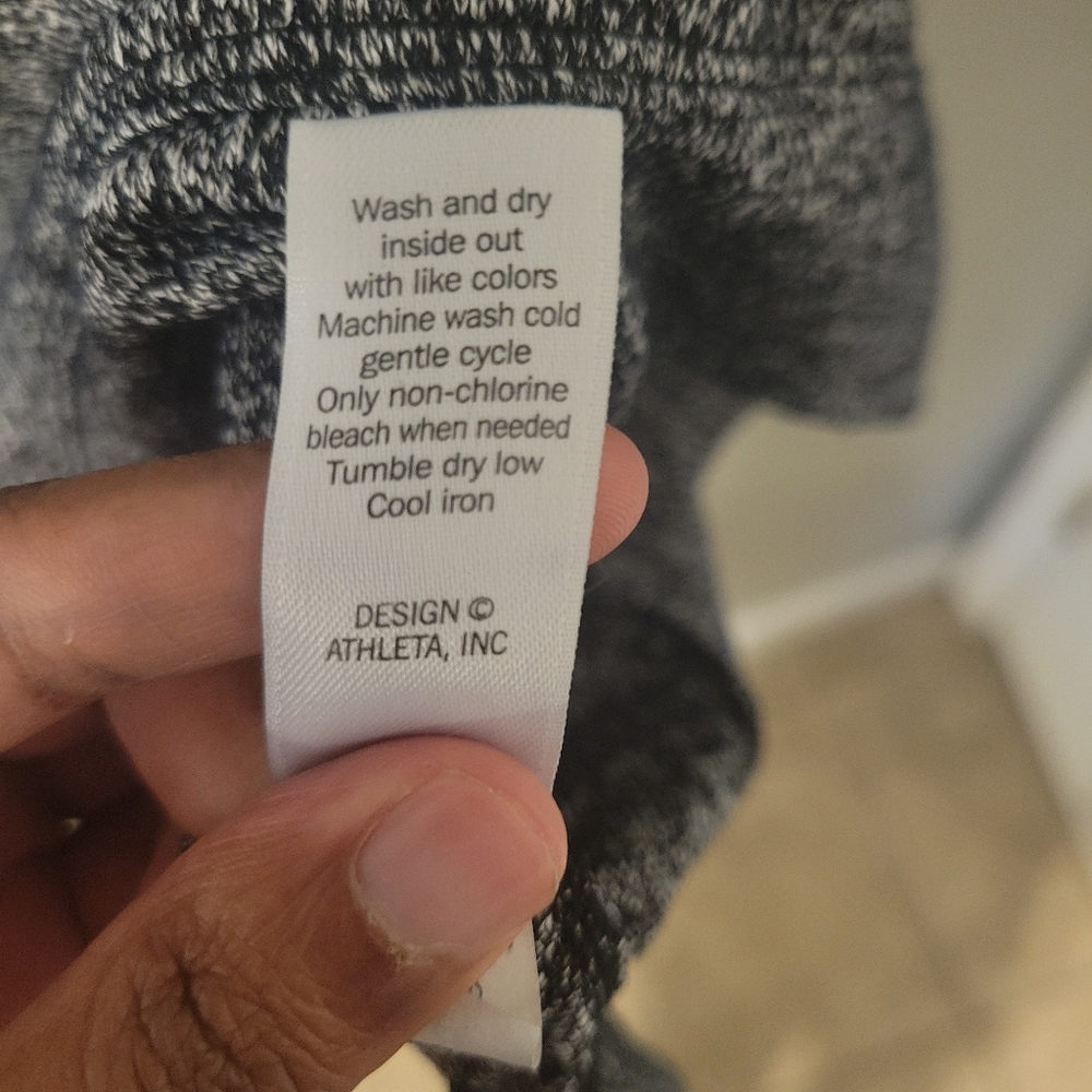 Athleta Womens Long Sleeve Charcoal Gray Athletic Modal Tunic. Size L - Picture 6 of 6